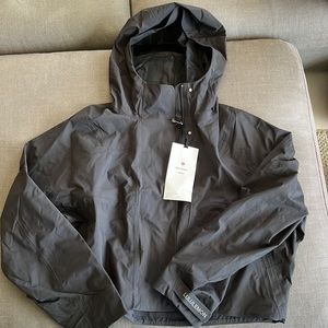 LuLulemon Rain Chaser Jacket Size 6